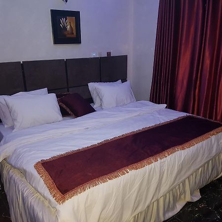 The Resident Hotel Owerri Zewnętrze zdjęcie